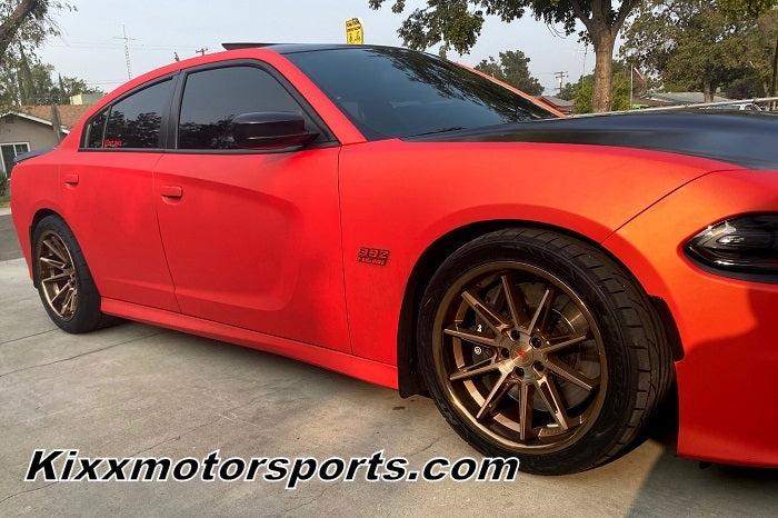 Dodge Charger with 20" Ferrada CM2 Brushed Cobre Wheels