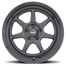 ESR CR7 18-Inch Gloss Black