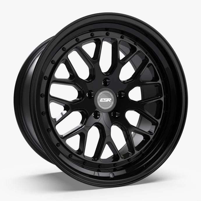 ESR CS01 18-Inch Gloss Black