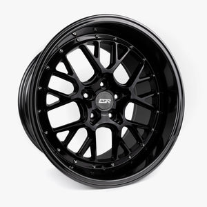 ESR CS11 18-Inch Gloss Black