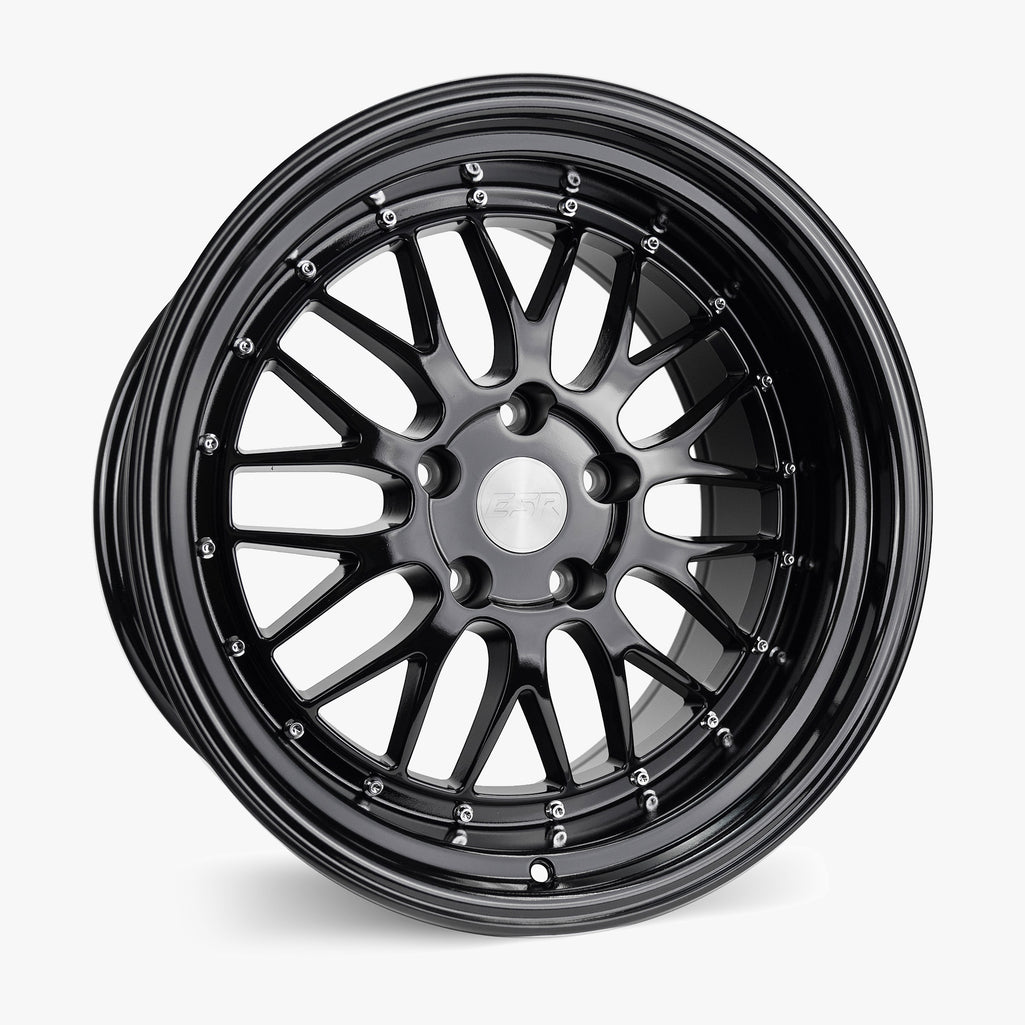 ESR SR05 18-Inch Gloss Black